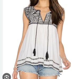 Karina Grimaldi White Sleeveless Embroidered Tie-Front Tunic